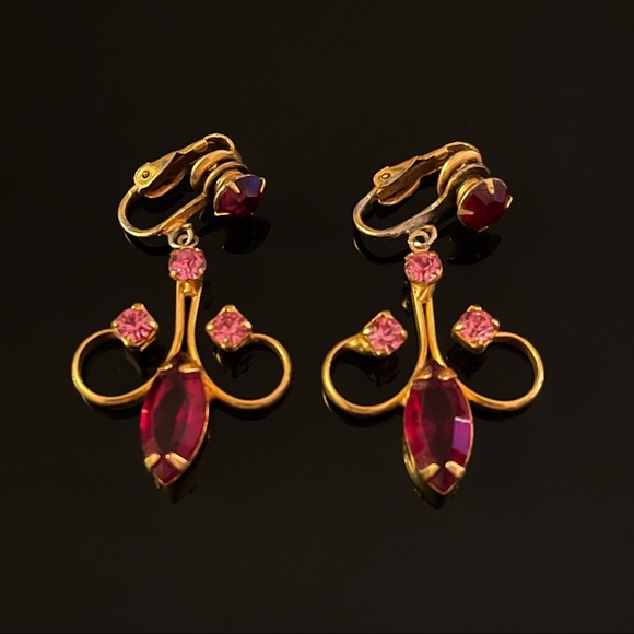 ✨Stunning Vintage Retro Dangling Clip On Earrings - Picture 1 of 2
